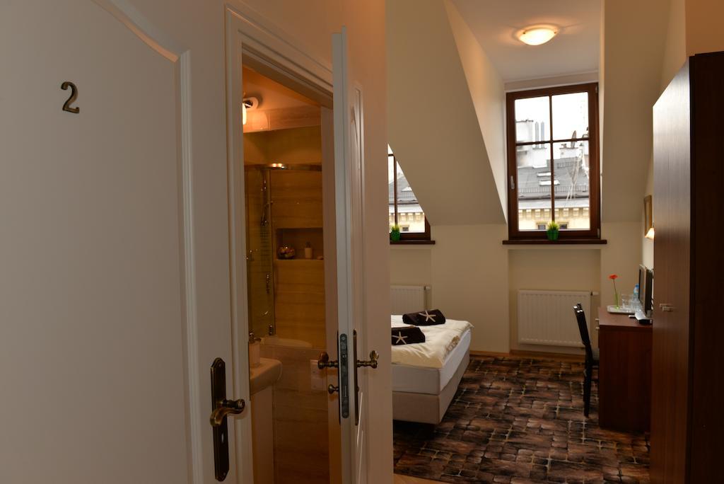 Royal Route 29 Comfort Rooms Cracovia Esterno foto