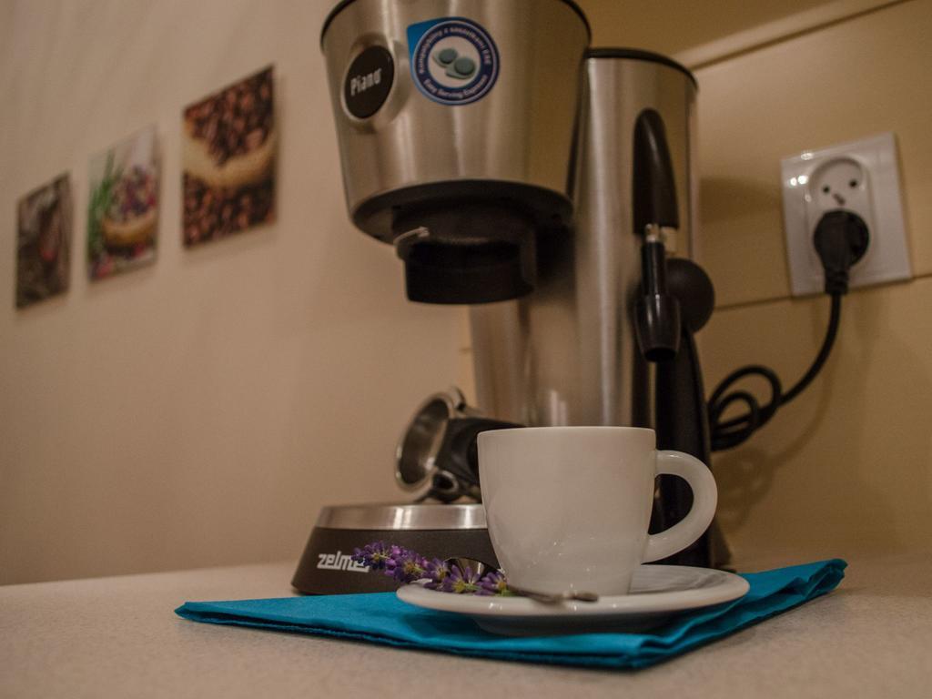 Royal Route 29 Comfort Rooms Cracovia Esterno foto