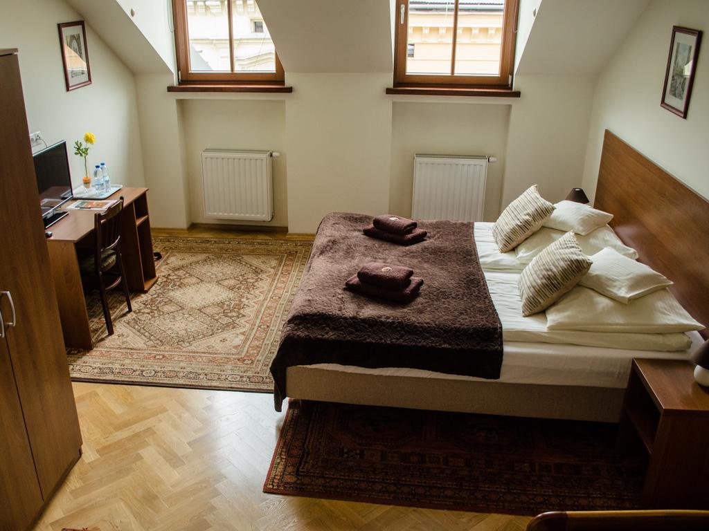 Royal Route 29 Comfort Rooms Cracovia Esterno foto