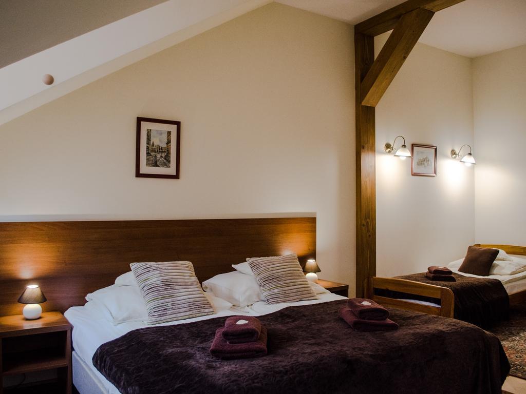 Royal Route 29 Comfort Rooms Cracovia Esterno foto