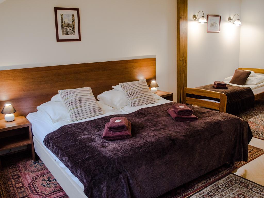 Royal Route 29 Comfort Rooms Cracovia Esterno foto