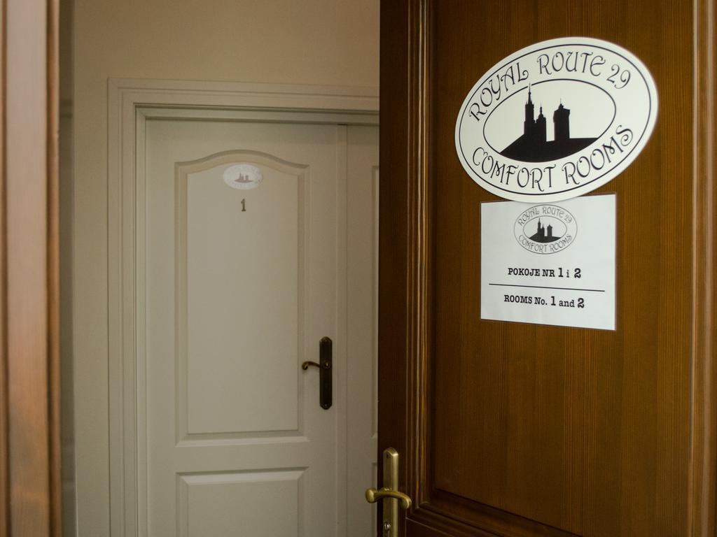 Royal Route 29 Comfort Rooms Cracovia Esterno foto