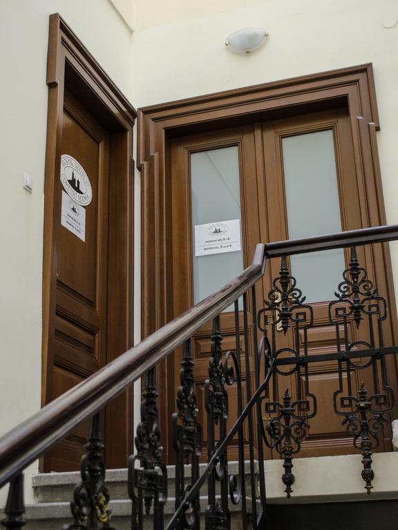Royal Route 29 Comfort Rooms Cracovia Esterno foto