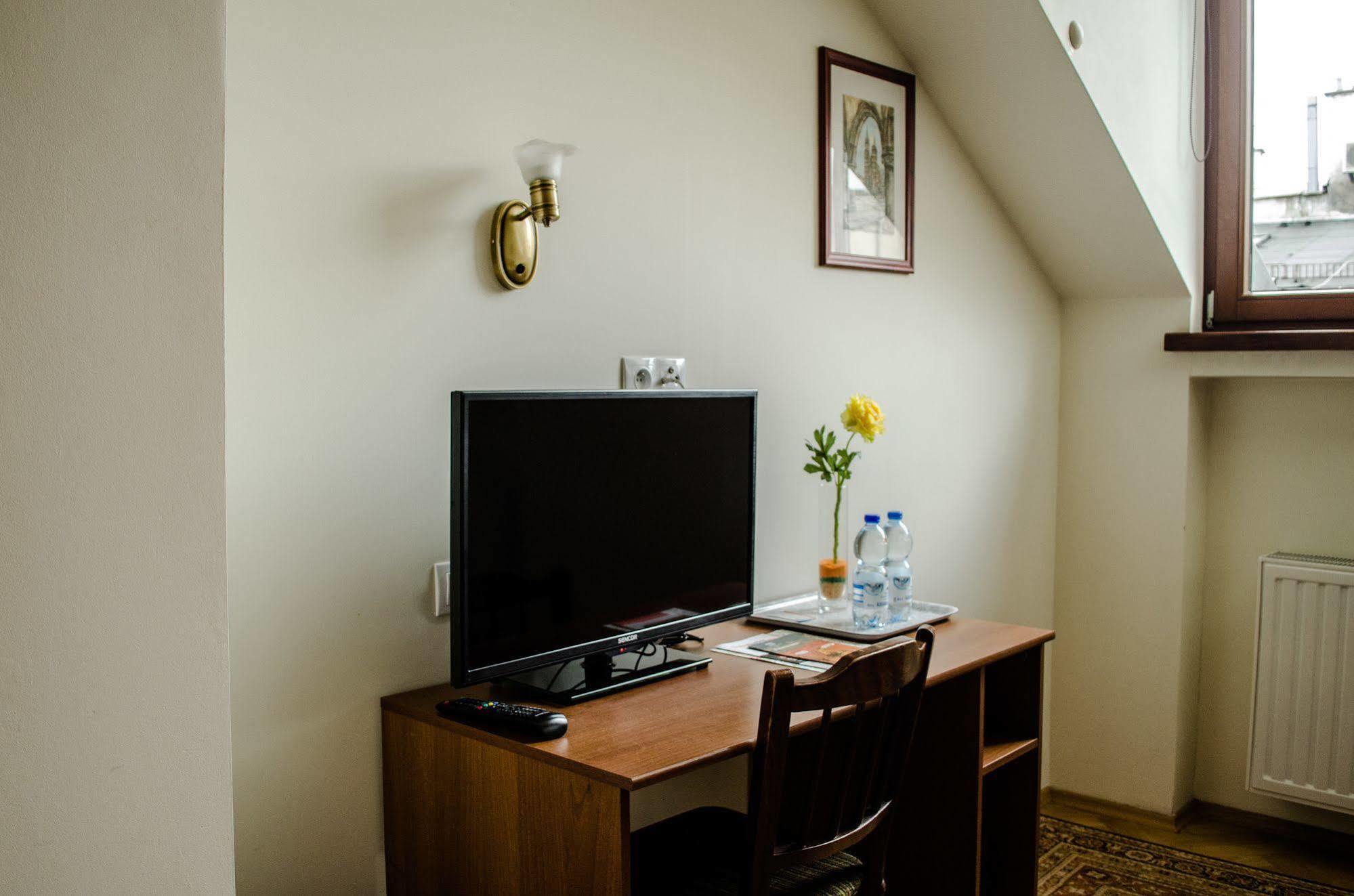 Royal Route 29 Comfort Rooms Cracovia Esterno foto