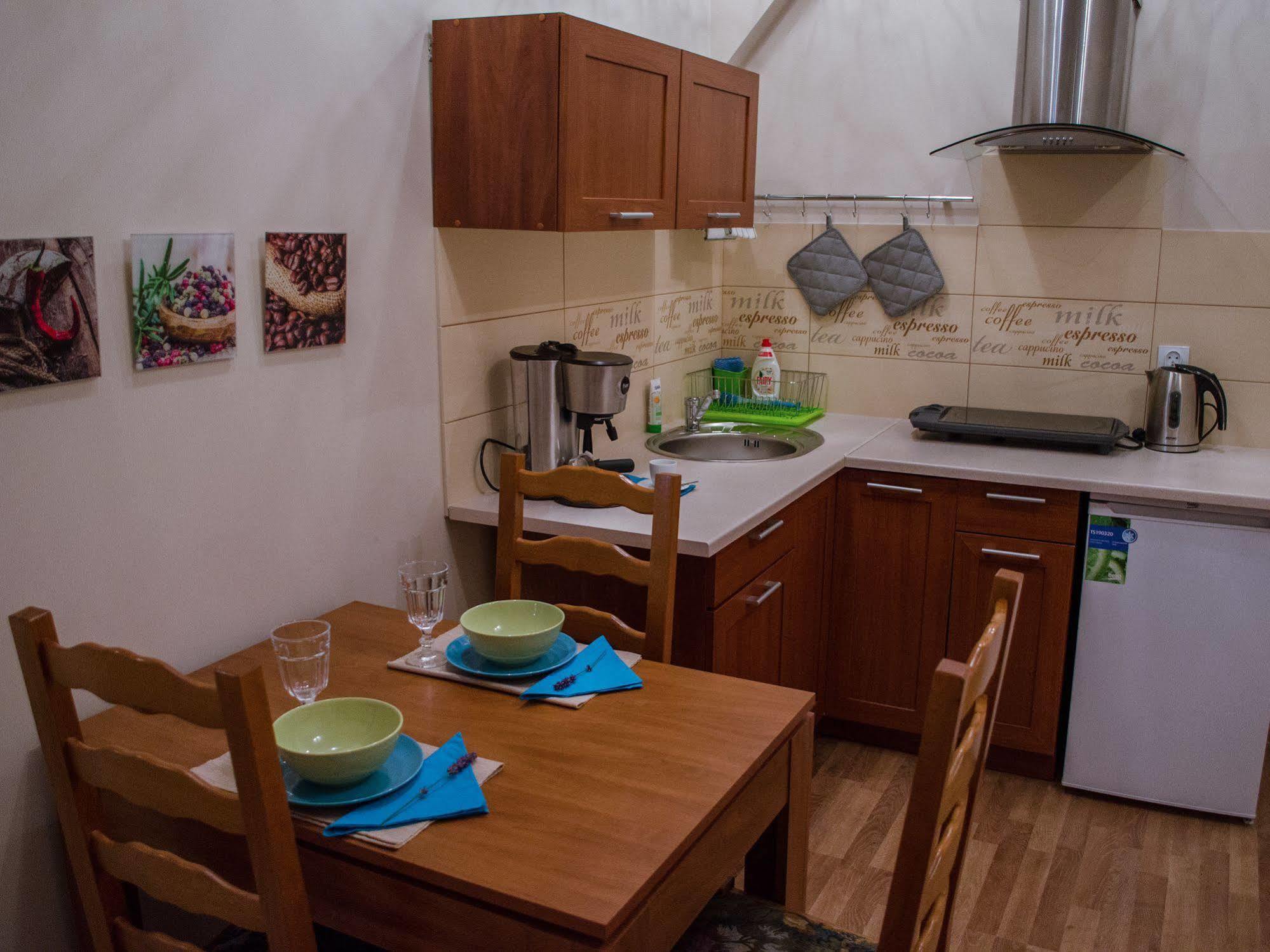 Royal Route 29 Comfort Rooms Cracovia Esterno foto