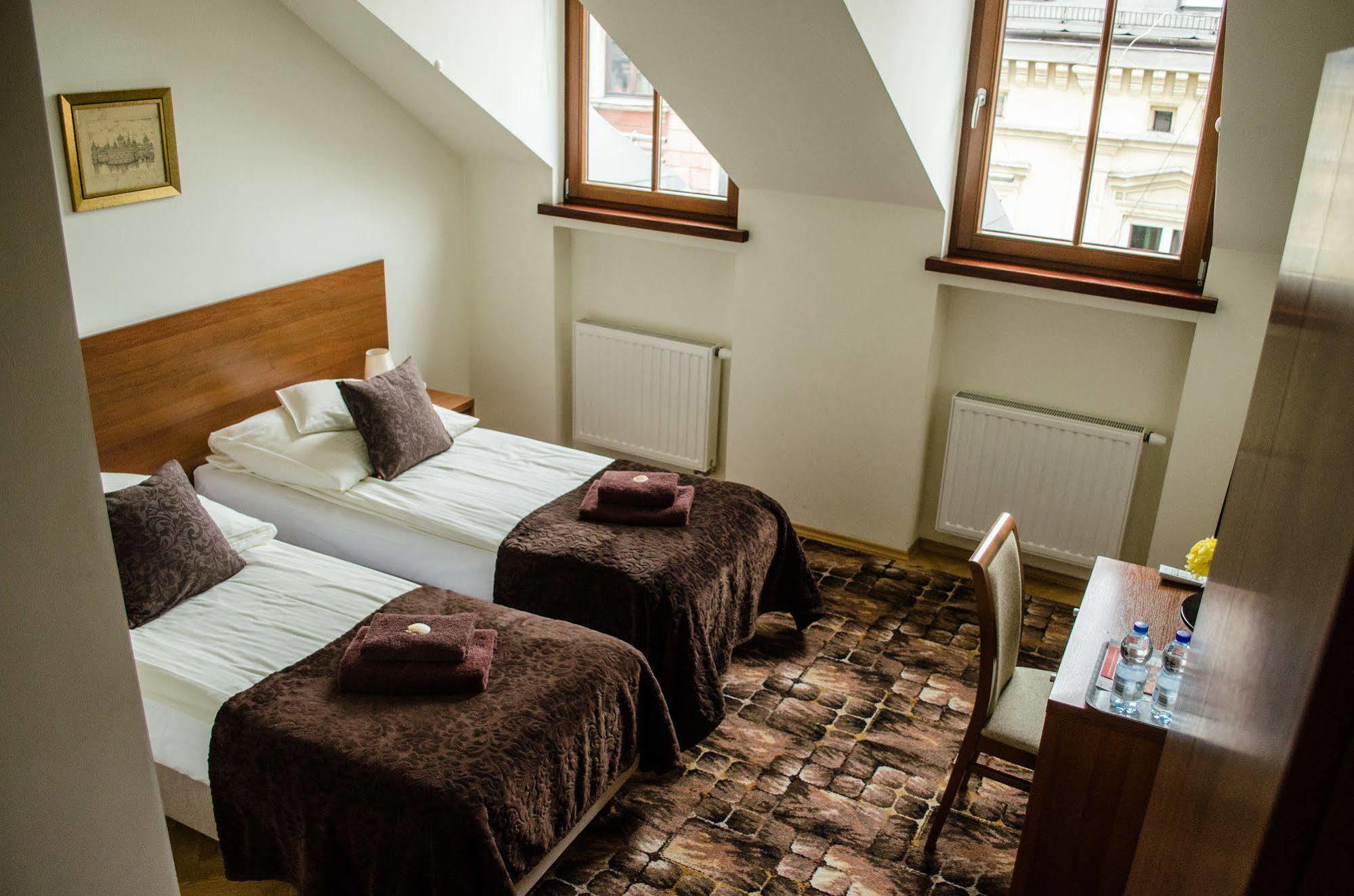 Royal Route 29 Comfort Rooms Cracovia Esterno foto